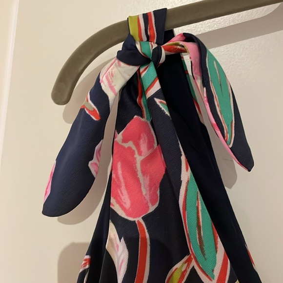 Navy and pink tulip dress - Picture 3 of 5